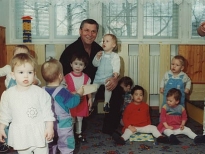 s dětmi z kojeneckého ústavu Svitavy
